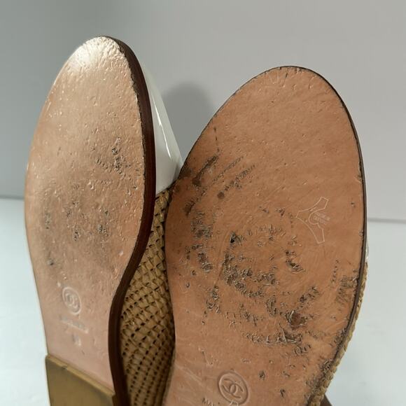 CHANEL Interlocking CC Logo Mules Size 39 Limited Edition Leather In/Outsoles - Picture 7 of 10
